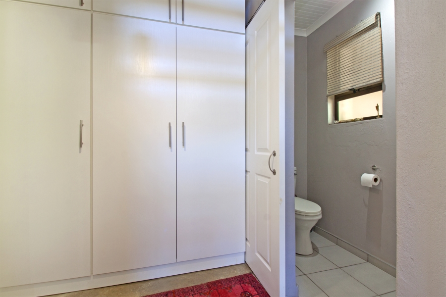 5 Bedroom Property for Sale in Kommetjie Western Cape